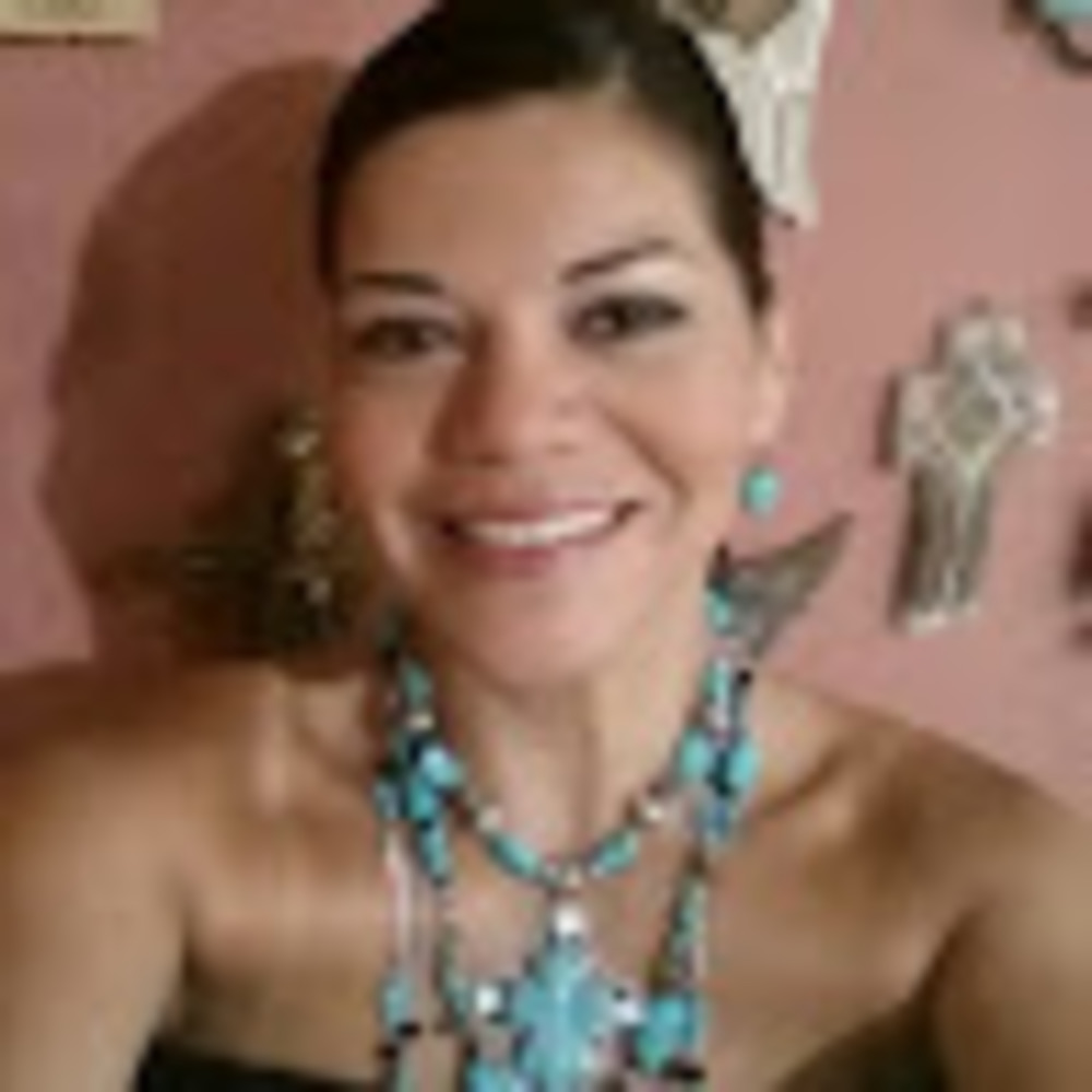 Meet your Posher, Aida